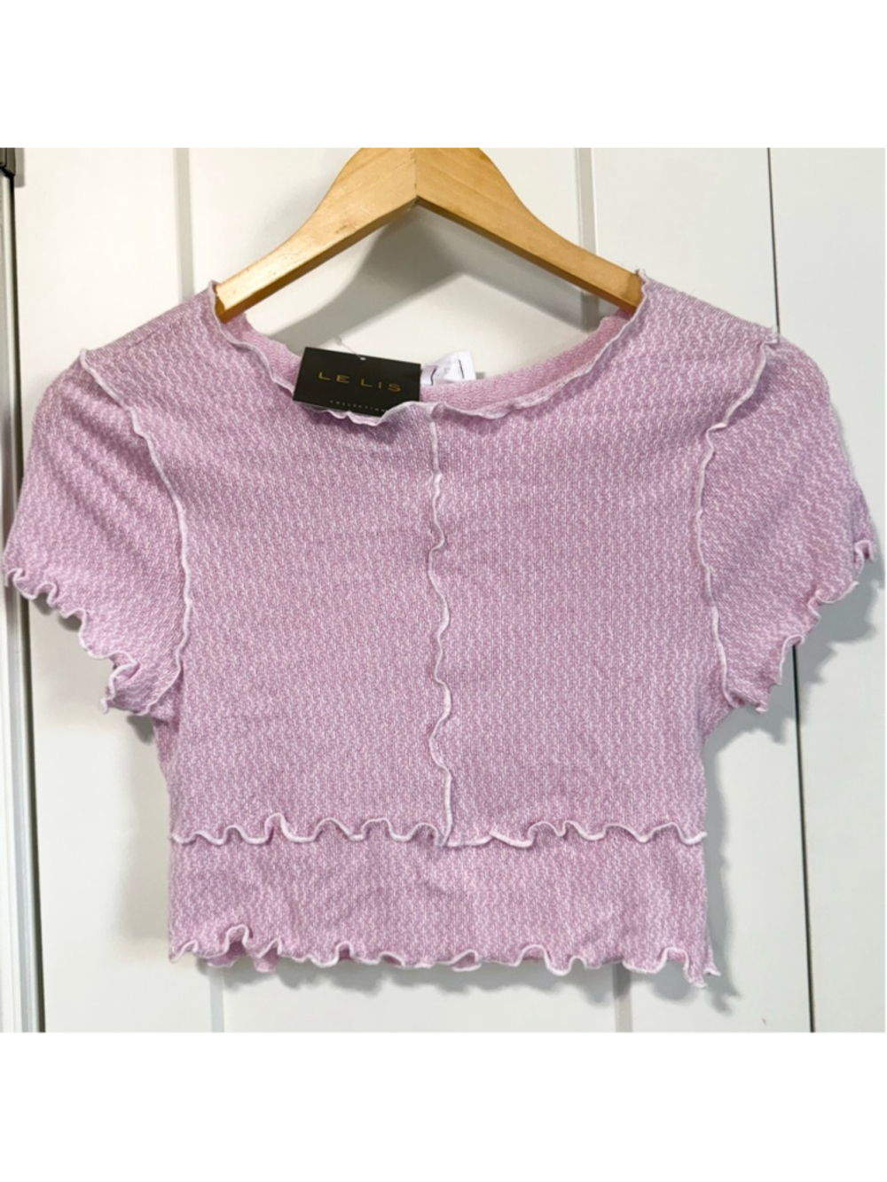 Le Lis pink white short sleeve crop top ruffle hem NWT size Medium